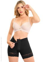 SHORT LEVANTA COLA INVISIBLE CON BROCHES