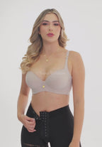 SHORT LEVANTA COLA INVISIBLE CON BROCHES